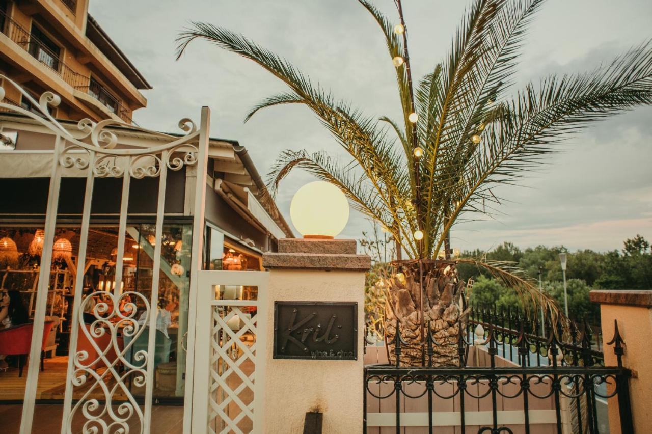 Hotel Coandi อาราด ภายนอก รูปภาพ