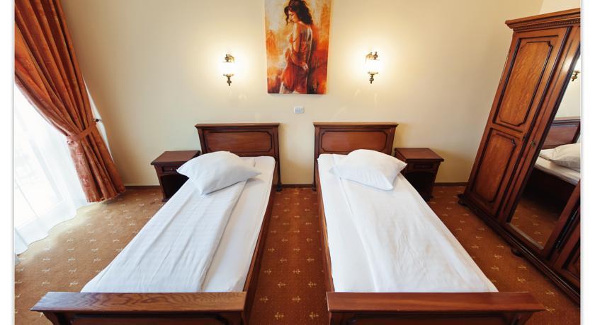 Hotel Coandi อาราด ภายนอก รูปภาพ